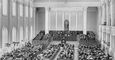 Зал заседаний в Большом Кремлевском дворце. 1933—34. Архитектор И. А. Иванов-Шиц.