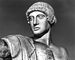 Скульптура ранней классики. Торс Аполлона. Фрагмент скульптуры западного фронтона храма Зевса в Олимпии.