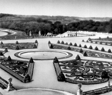 «Полуденные партеры» парка в Версале (Франция)