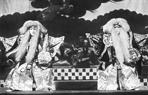 «Рэндзиси». Сцена из спектакля театра кабуки