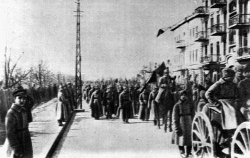 Вступление Народно-революционной армии ДВР во Владивосток. 1922