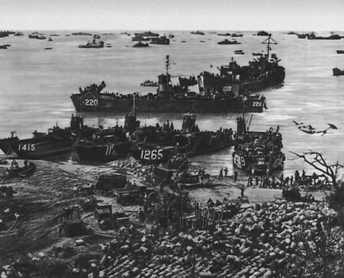 Вторая мировая война. Высадка американских войск  на о. Окинава