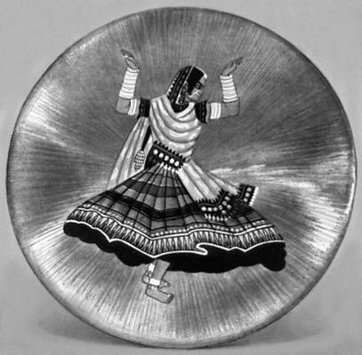 Декоративная тарелка «Танцовщица»
