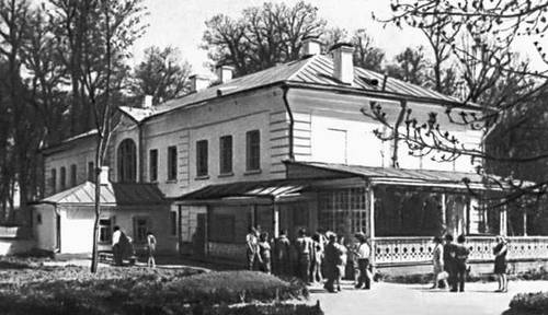 Дом-музей Л. Н. Толстого (Ясная Поляна)