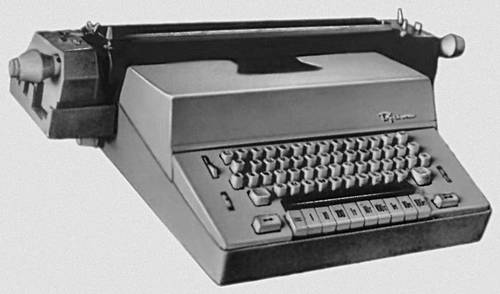 Канцелярская электрическая пишущая машина