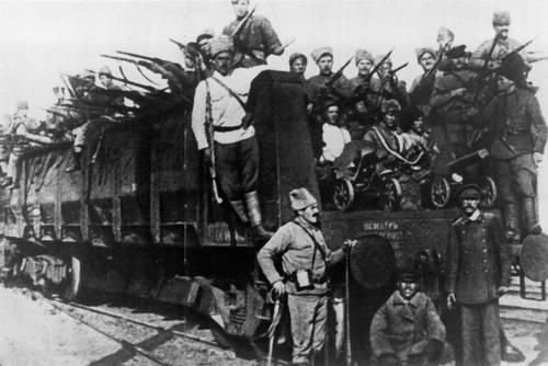 Красноармейский десант на бронепоезде. 1918