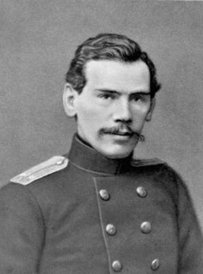 Л. Н. Толстой — поручик артиллерии