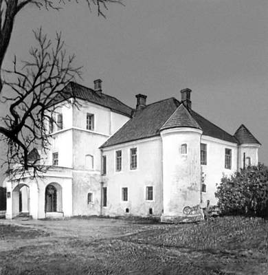 Нонхард П. Дом-крепость в Гайтюнишках (Белоруссия)
