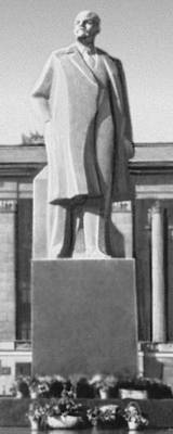 Памятник В. И. Ленину (Киров)