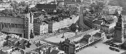 Площадь Рынка в Старом городе (Краков)