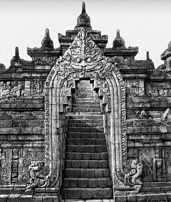 Портал храма (Индонезия)