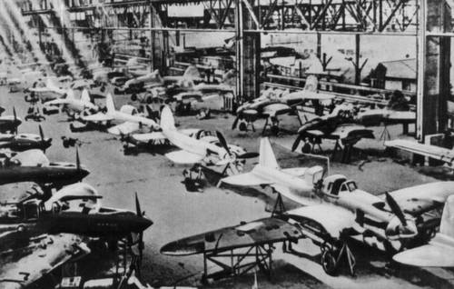 Производство самолётов ИЛ-2. 1942