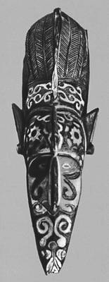 Раскрашенная маска из рога (Гвинея)