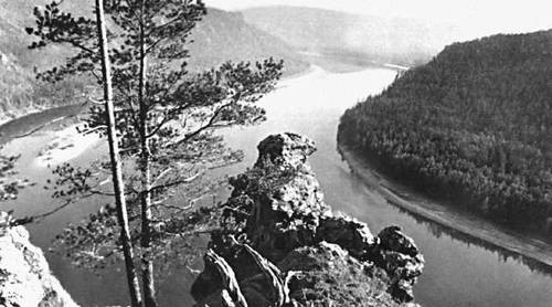 Река Лена в среднем течении (Якутская АССР)