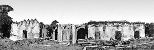Руины мечети (Танзания)