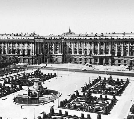 Сакетти Дж. Б. и др. Королевский дворец в Мадриде