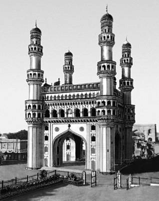 Триумфальные ворота Чар-Минар (Хайдарабад)