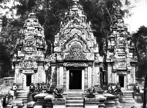 Храм Бантеай-Срей (Камбоджа)