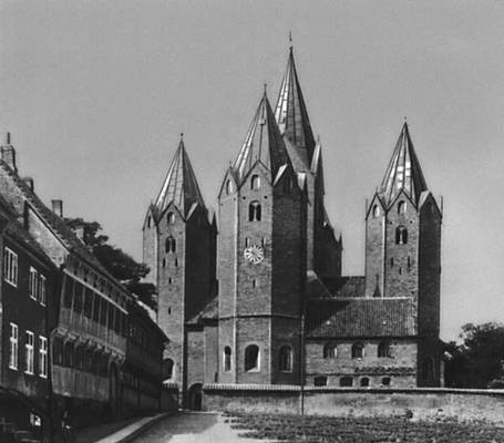 Церковь в Калунборге (Дания)